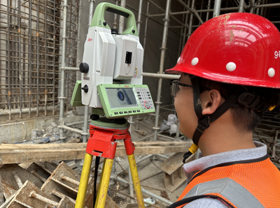 地下20米的精準之眼 00后測繪員為盾構機引航